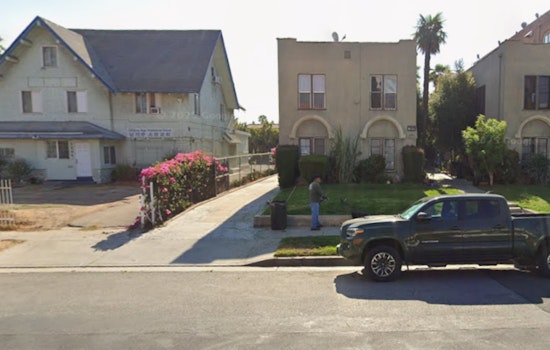 LAFD Races To Wilton Place Blaze In Arlington Heights