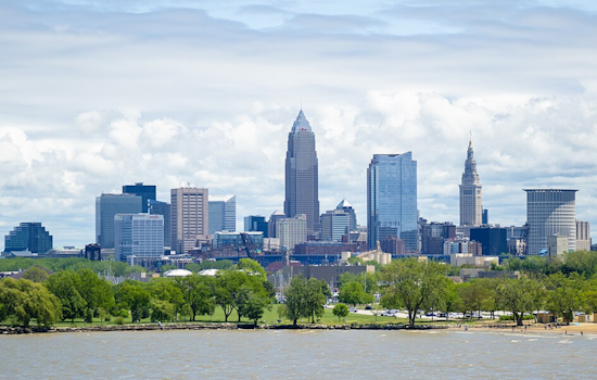 Lake Erie Whips Up Gritty Midweek Chill For Cleveland