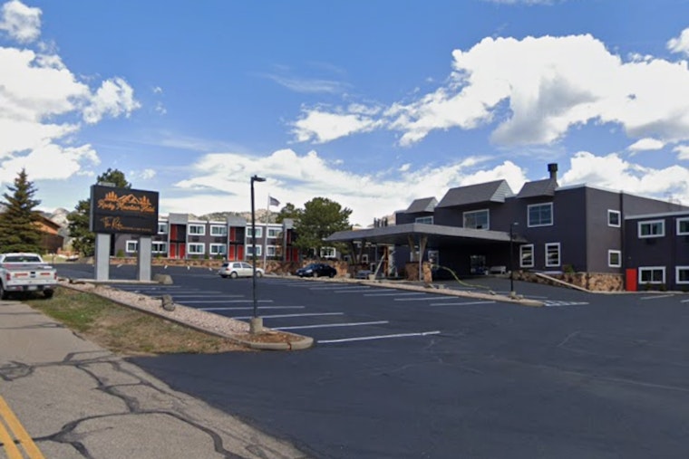 Lake Estes Blaze Triggers Sudden Mandatory Evacuation at North Lake Avenue Lodge