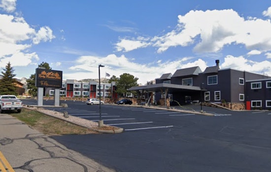 Lake Estes Blaze Triggers Sudden Mandatory Evacuation at North Lake Avenue Lodge