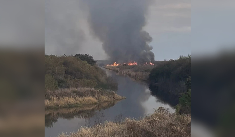 Lake Okeechobee Lakebed Blaze Smothers Buckhead Ridge In Smoke