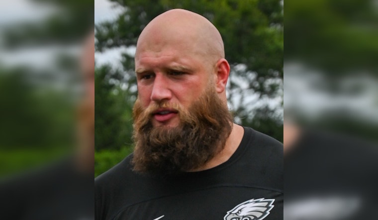 Lane Johnson Runs It Back While Philly Sweats Landon Dickerson's Call