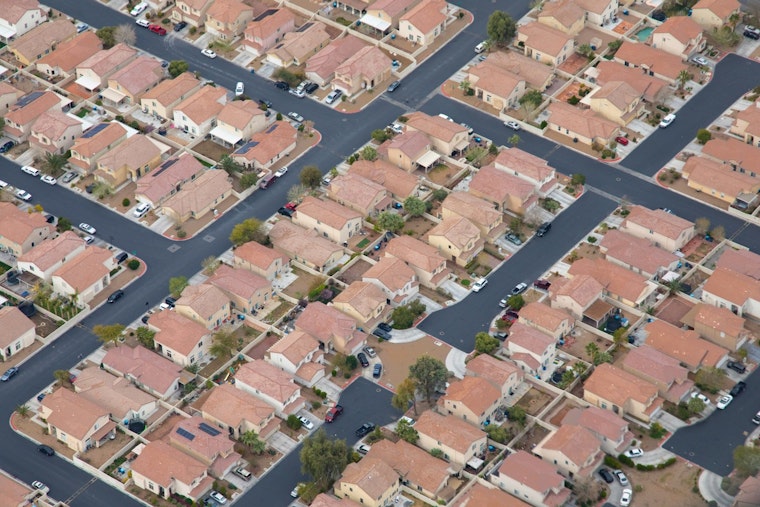 Las Vegas Homes Sit on Market Longer as Buyers Take Control