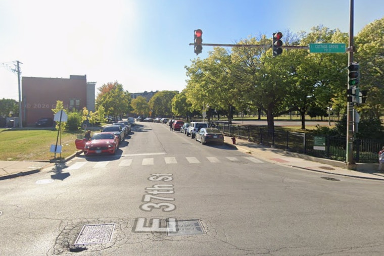Late-Night Bronzeville Street Ambush Leaves Man Dead on 37th Street