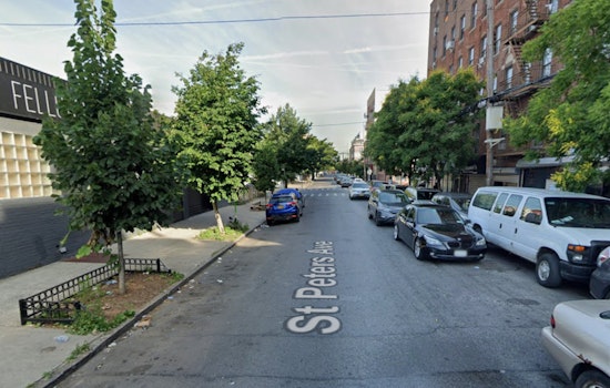 Late-Night Westchester Square Store Robbery Spurs Gunman Hunt in Bronx