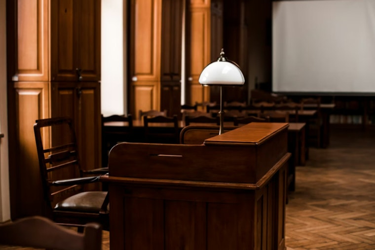 Leaky Grandville Dream Homes: Miami-Area Owners Take Onx To Court