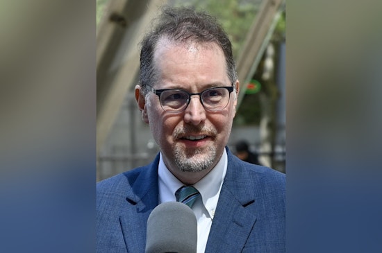 Levine Sounds Alarm as City Cash Surges but Paychecks Stall