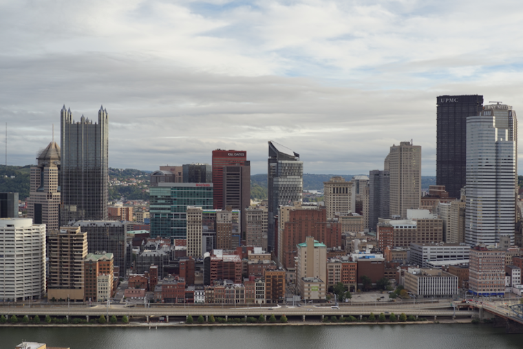 Light Rain, Heavy Fog as Pittsburgh Commutes Turn Gloomy