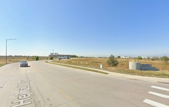 Lincoln Bags $77.1 Million to Build Yard-Hungry Warehouses in Commerce City