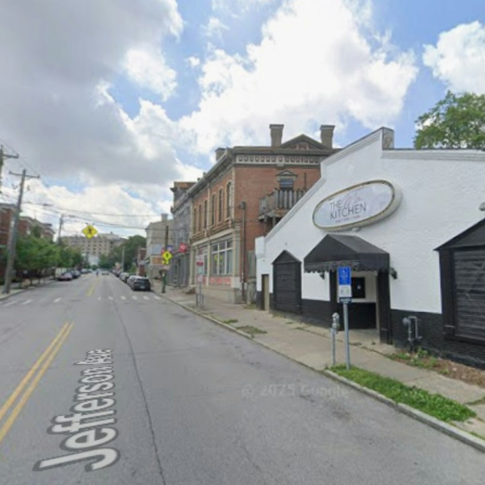 Long-Empty Clifton Corner Springs to Life as Magnificent Morsels Hits Jefferson Ave