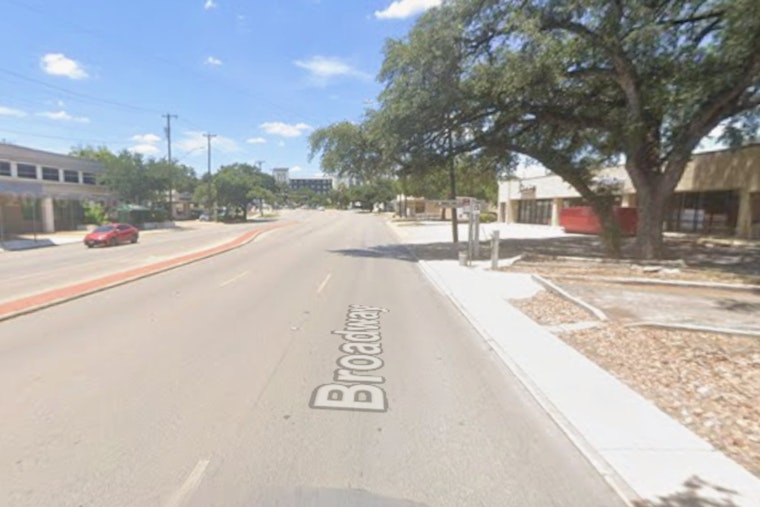 Long-Vacant Broadway Clinic Set For Oyster Bar, Offices In Alamo Heights Shake-Up