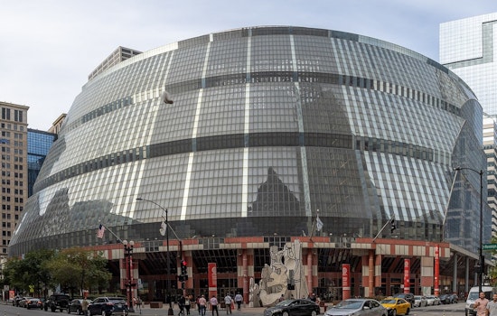Loop Loses Its Red Giant As Thompson Center Crane Comes Down