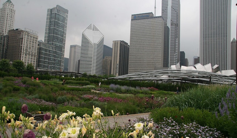 Loop’s Lurie Garden Benches Spring as Seam Shuts Down for Fix