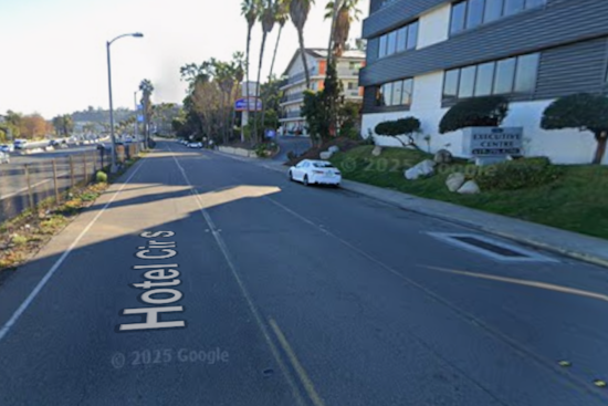 Machete Mayhem On Hotel Circle Leaves Man Bloodied In Mission Valley