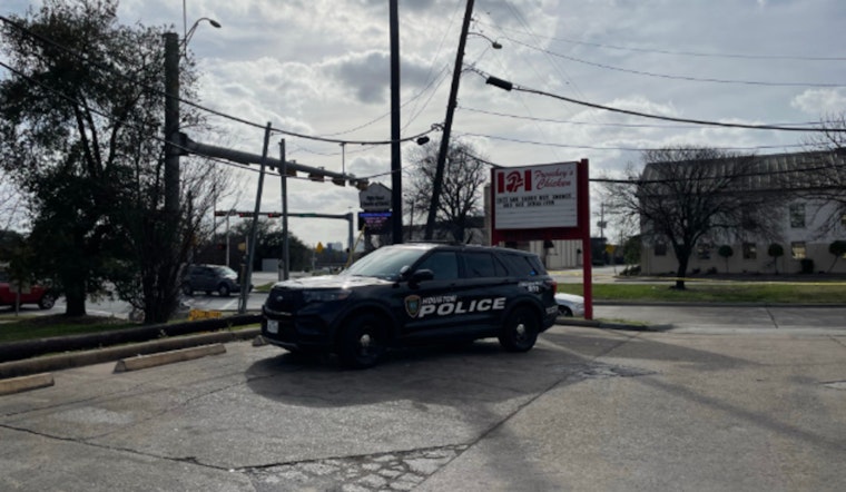 Man Clings To Life After Gunfire Erupts On Houston’s East Freeway