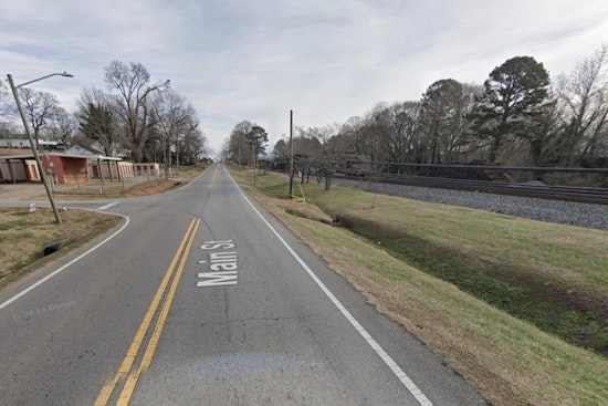 Man Killed By Train at Lula Crossing as Drivers Face Delays
