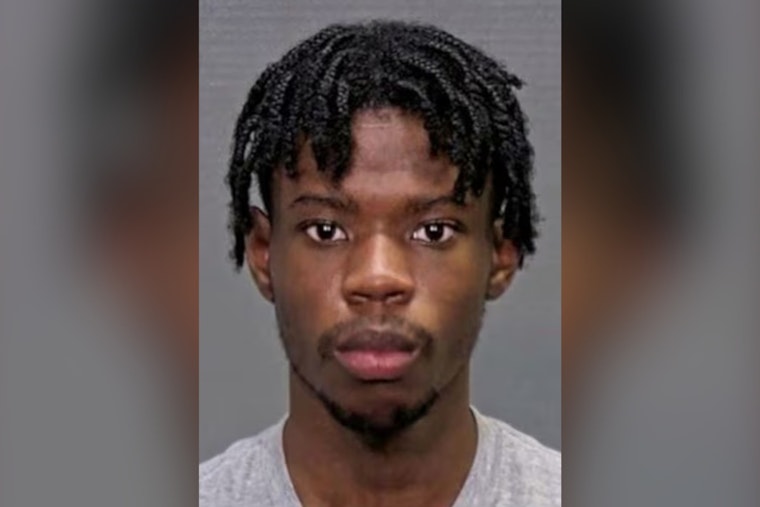 Maple Heights Man, Darien Hobley, Pleads Guilty to Involuntary Manslaughter in Bedford AutoZone Shooting