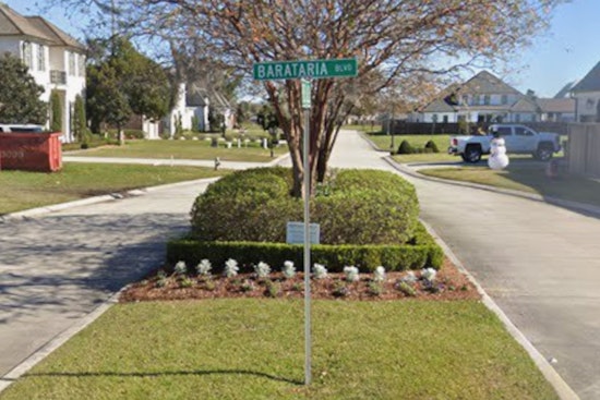 Marrero U-Turn Crash On Barataria Boulevard Kills Avondale Motorcyclist