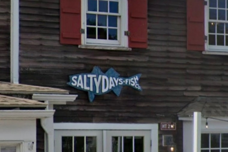 Marshfield Snags Salty Days Sushi Spot With Full Bar on Deck