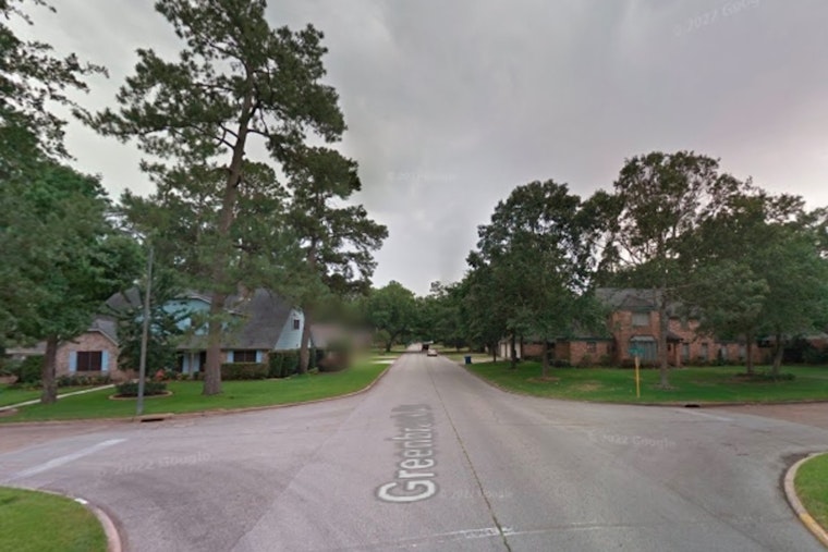 Masked Scooter Thugs Jump Elderly Victims in North Houston, Deputies Say