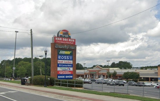 Memorial Bend Shock: Cops Flood Stone Mountain Plaza After Parking Lot Shooting