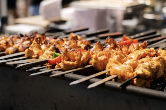 Michelin-Favorite Hidden Cramps Four-Seat Skewer Bar Into Rice Village