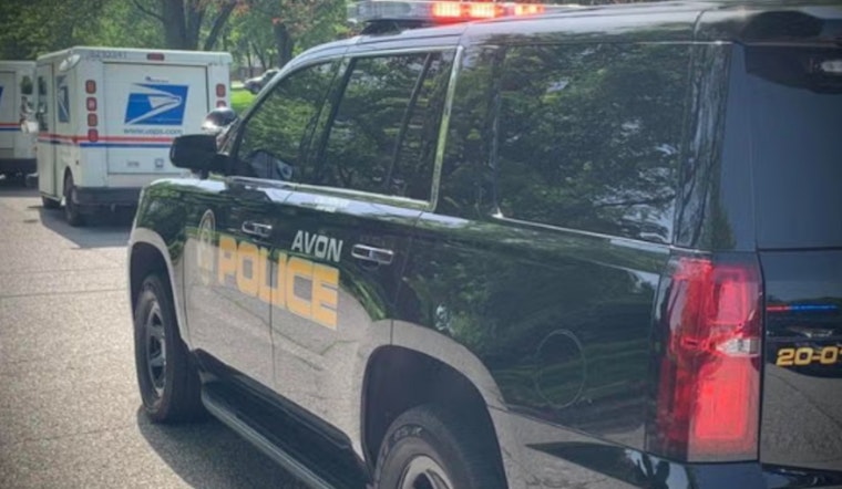 Midday Rockville Road Pileup In Avon Leaves One Dead