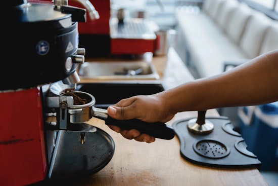 Midtown Coffee Carts Jack Up Prices As Bean Shock Hits Office Crowd