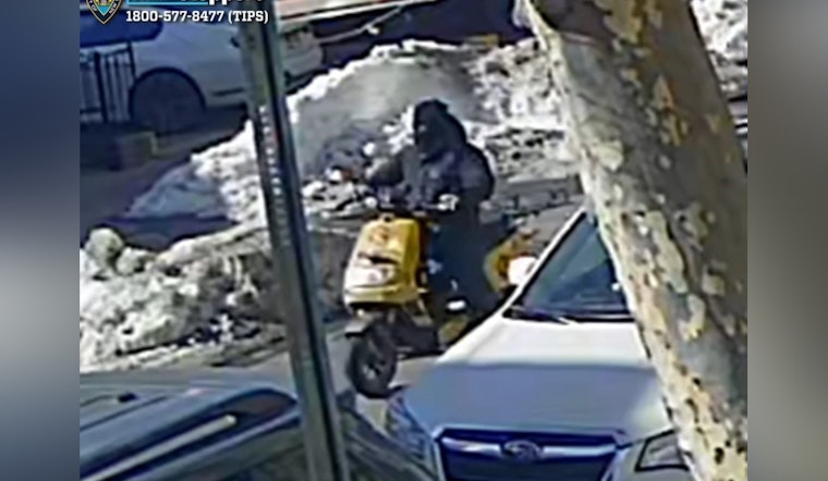 Midtown Creep Trails Teen Into Building, Pulls Gun in Daylight Heist