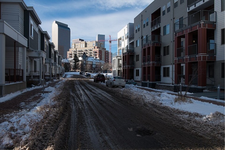 Mile High Wind Whiplash: Gusts And Flurries Rattle Denver Commute