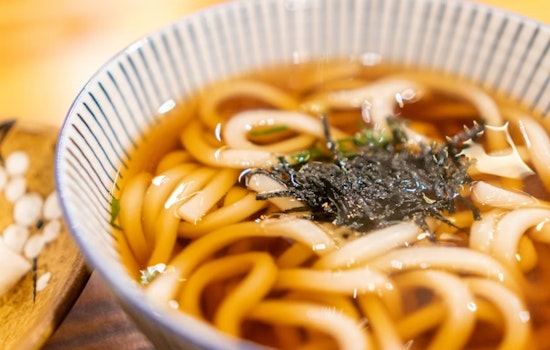 Milpitas Strip-Mall Gem Stacks Luxe Seafood Bowls, Udon On Deck