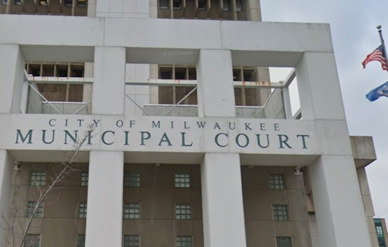 Milwaukee Leadfoot Nabbed At 106 MPH Racks Up 33rd Suspended-License Ticket