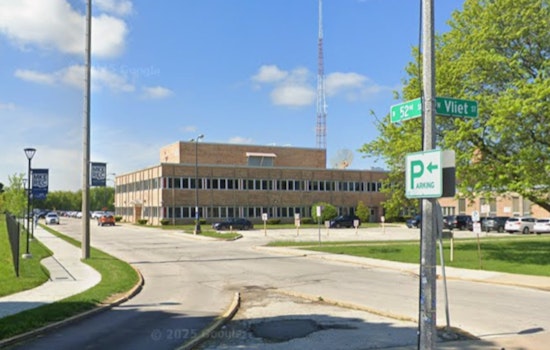 Milwaukee Schools Stare Down Budget Hole, Vow Classrooms Come First