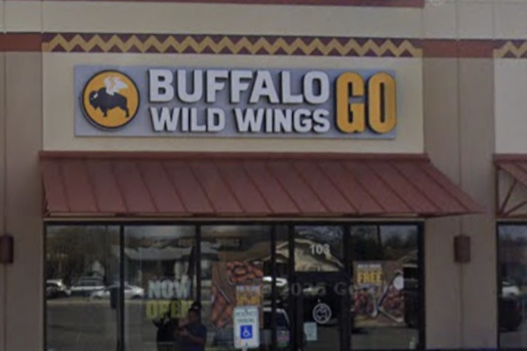 Mission Gets Saucy as Buffalo Wild Wings Go Lands on Griffin Parkway