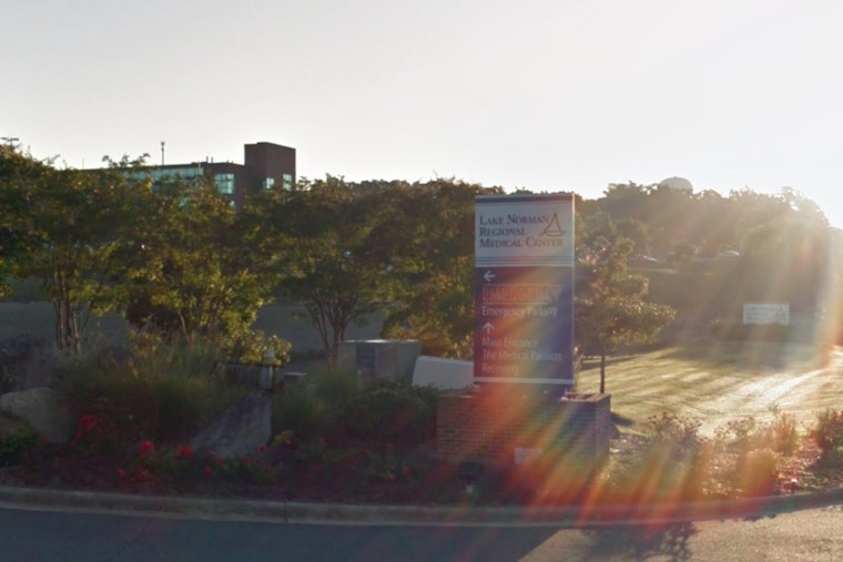 Mooresville Surgeon Kept Operating As Wrongful-Death Settlements Piled Up