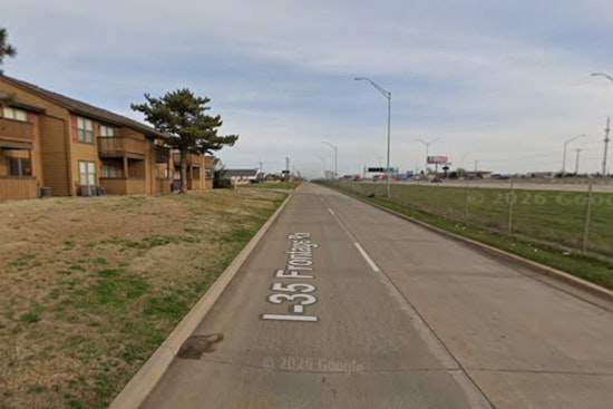 Morning Apartment Blaze Rattles Stretch Of I-35 In SE Oklahoma City