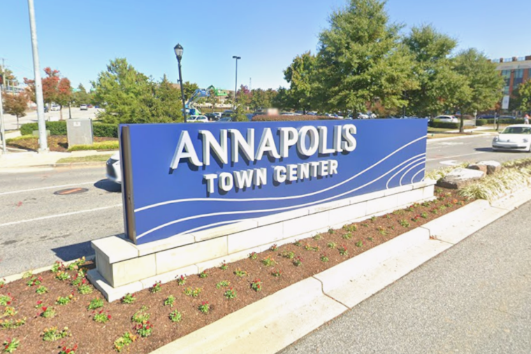 Mussel Madness Hits Annapolis Town Center As Augie’s Moves In