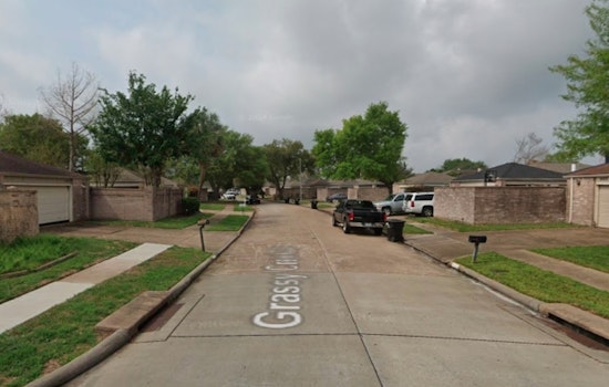 Mystery Death Shakes Quiet Mission Bend Block In West Houston