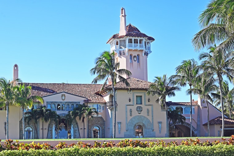 Mystery Night at Mar-a-Lago as Feds Prep Palm Beach Briefing