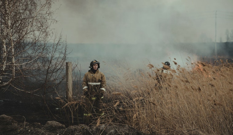 Nassau County Firefighters Battle 70-Acre Brush Fire Near Hilliard as Roads Reopen