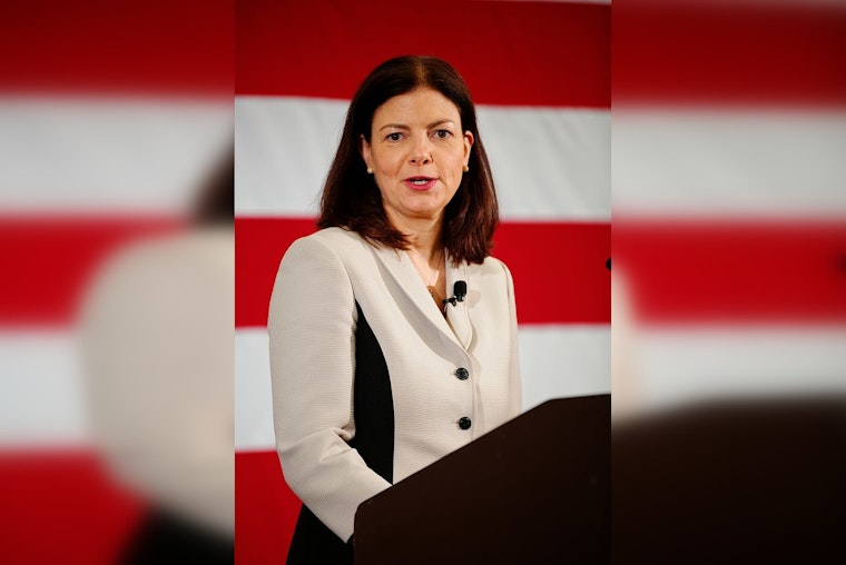 New Hampshire Gov. Ayotte Ensnared in Controversy Over Merrimack ICE Facility Plans Amid Calls for Transparency