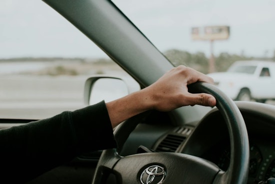 New Ride-Share App Empower Defies NYC Regulations With Lower Fares, Faces Legal Scrutiny