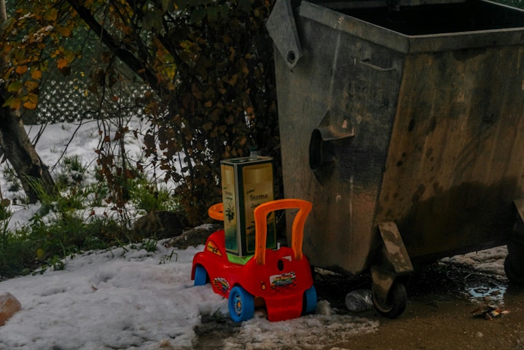 New York City Grapples with Delayed Trash Collection Post-Snowstorm as DSNY Tackles Cleanup Challenges