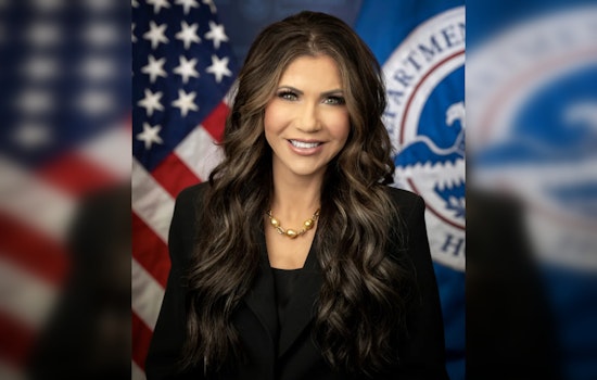 Noem Orders TSA To Call Noncitizens 'Aliens' In Washington