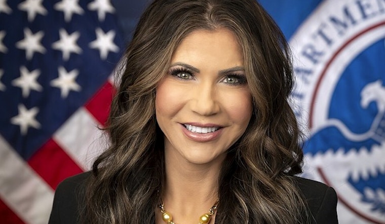 Noem Rolls Into Eagle Pass As Minneapolis Killings Roil DHS