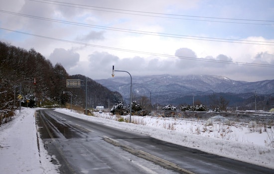 North Carolina Governor Josh Stein Urges Caution on Icy Roads Post-Snowstorm