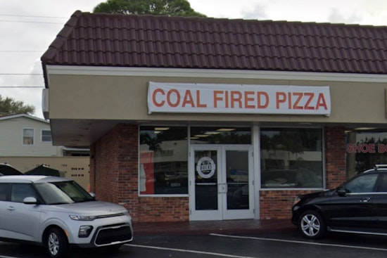North Palm Beach Pizzeria's "The Everglades" Pizza with Iguana Meat Stirs Internet Buzz Amidst Invasive Species Debate