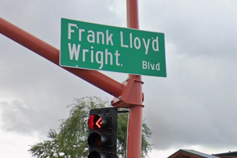 North Scottsdale Strip Center Scores Floor and Decor, Fried Chicken Fix