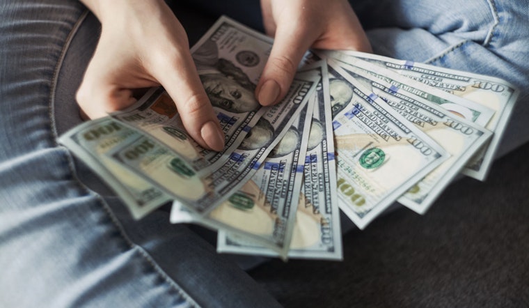 NY Pols Duck Paycheck Question While 120,000 DHS Staff Work for Free