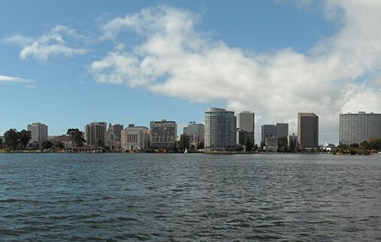 Oakland Basks In 70s As Sneaker Waves Turn Beaches Treacherous